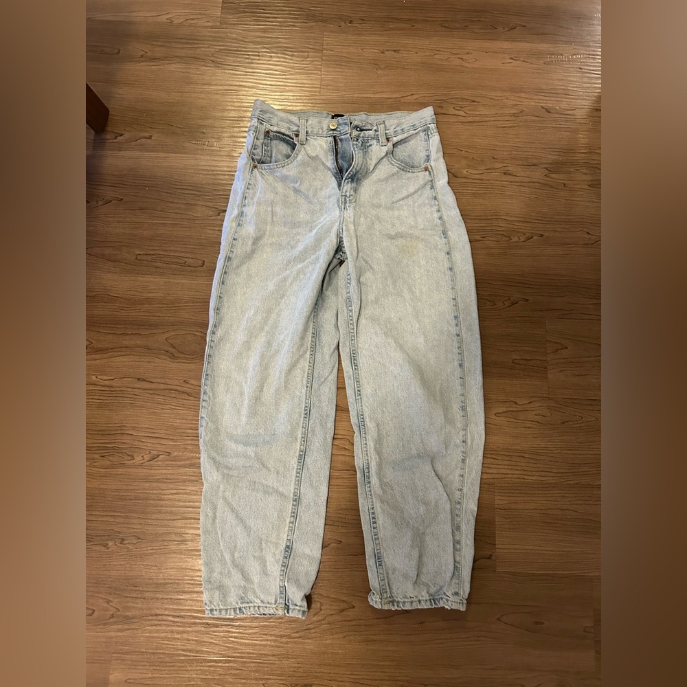 BDG Light Wash Carrot Jeans